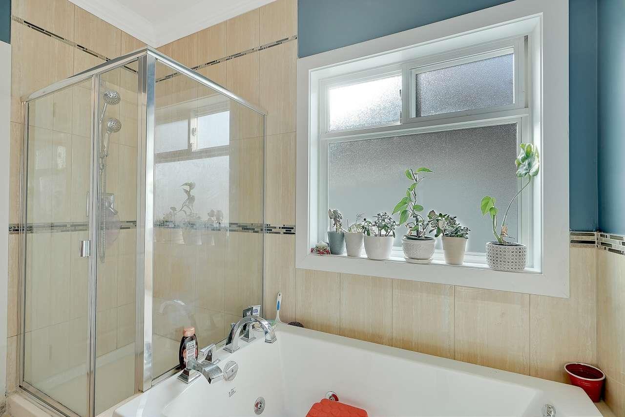 11718 84 Avenue, Delta, British Columbia  V4C 2M3 - Photo 27 - R2985231