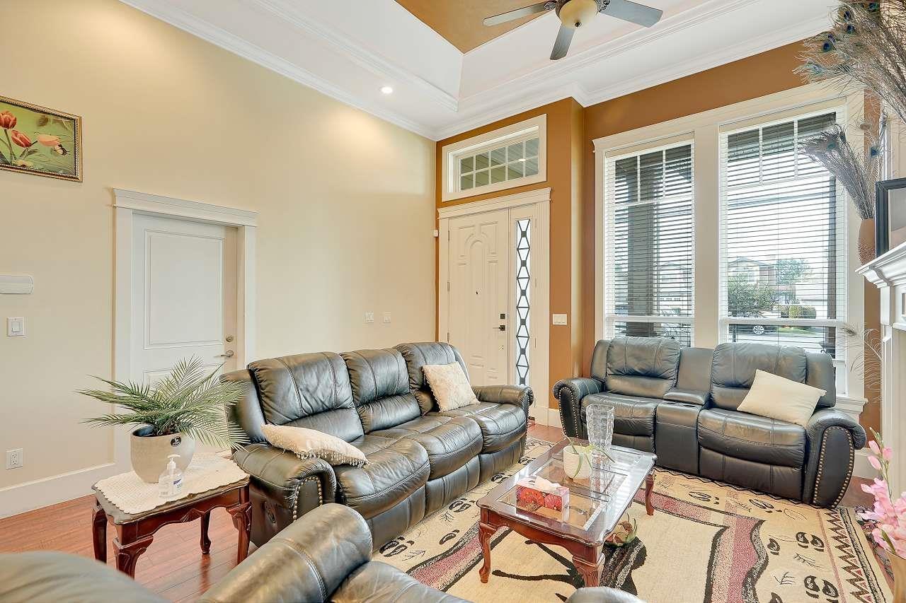 11718 84 Avenue, Delta, British Columbia  V4C 2M3 - Photo 5 - R2985231