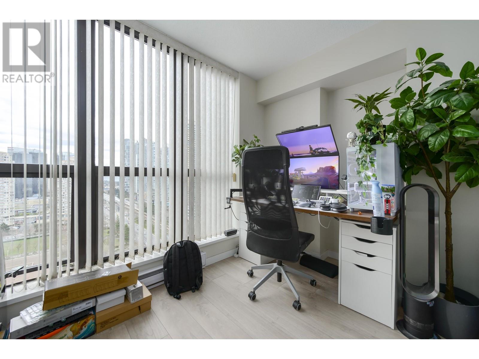 2502 4333 Central Boulevard, Burnaby, British Columbia  V5H 4W8 - Photo 8 - R2985809