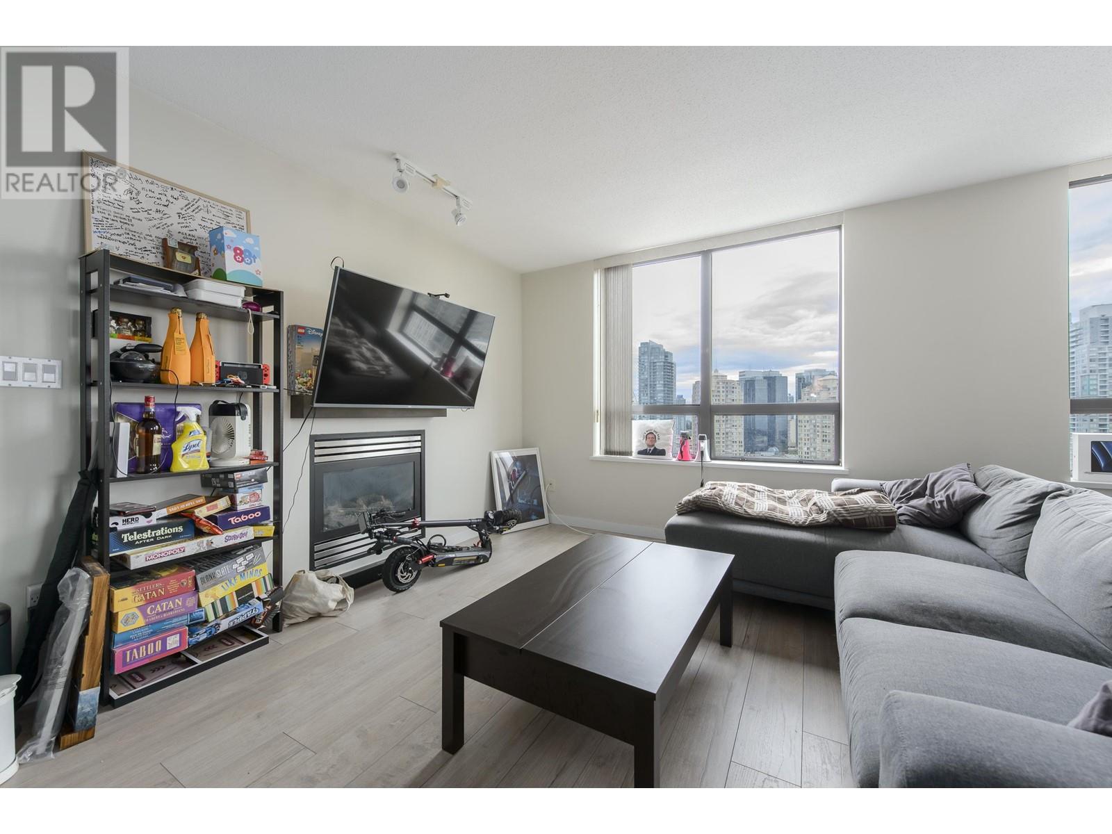 2502 4333 Central Boulevard, Burnaby, British Columbia  V5H 4W8 - Photo 3 - R2985809