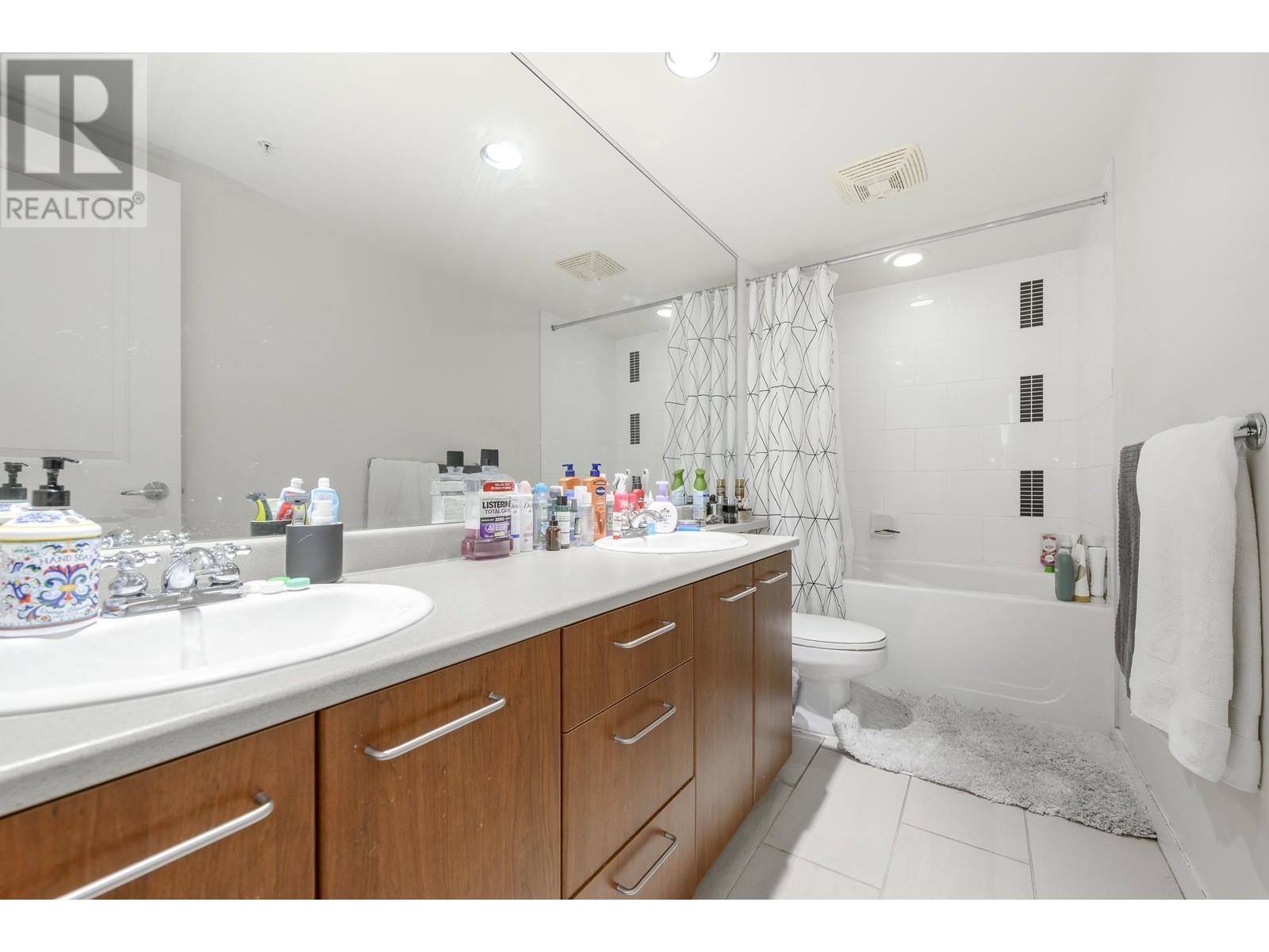 2502 4333 Central Boulevard, Burnaby, British Columbia  V5H 4W8 - Photo 13 - R2985809