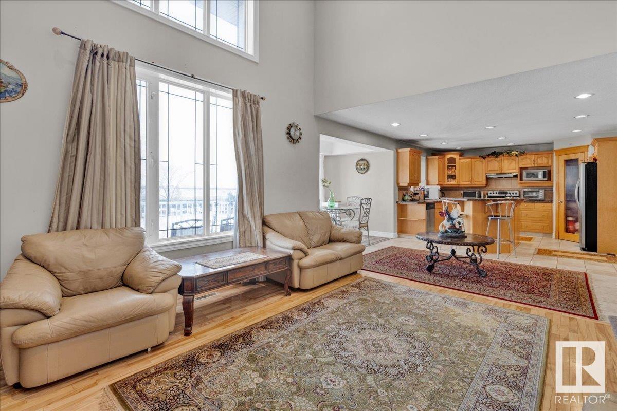 1525 Haswell Cl Nw, Edmonton, Alberta  T6R 3J4 - Photo 12 - E4423914