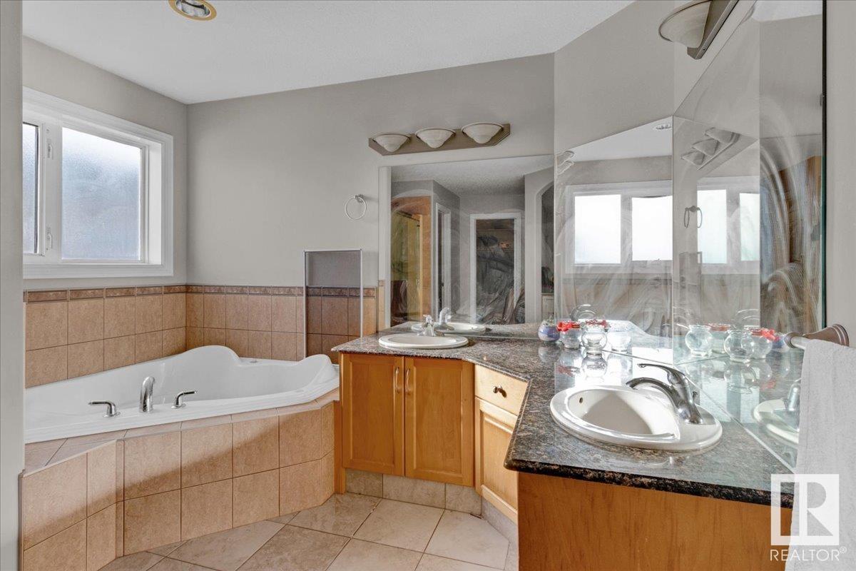 1525 Haswell Cl Nw, Edmonton, Alberta  T6R 3J4 - Photo 25 - E4423914