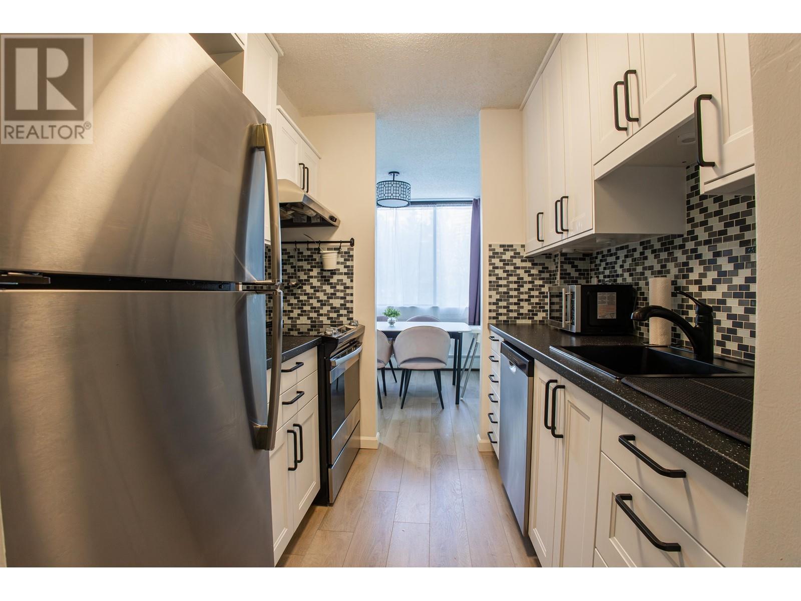 204 4200 Mayberry Street, Burnaby, British Columbia  V5H 4A7 - Photo 9 - R2981668