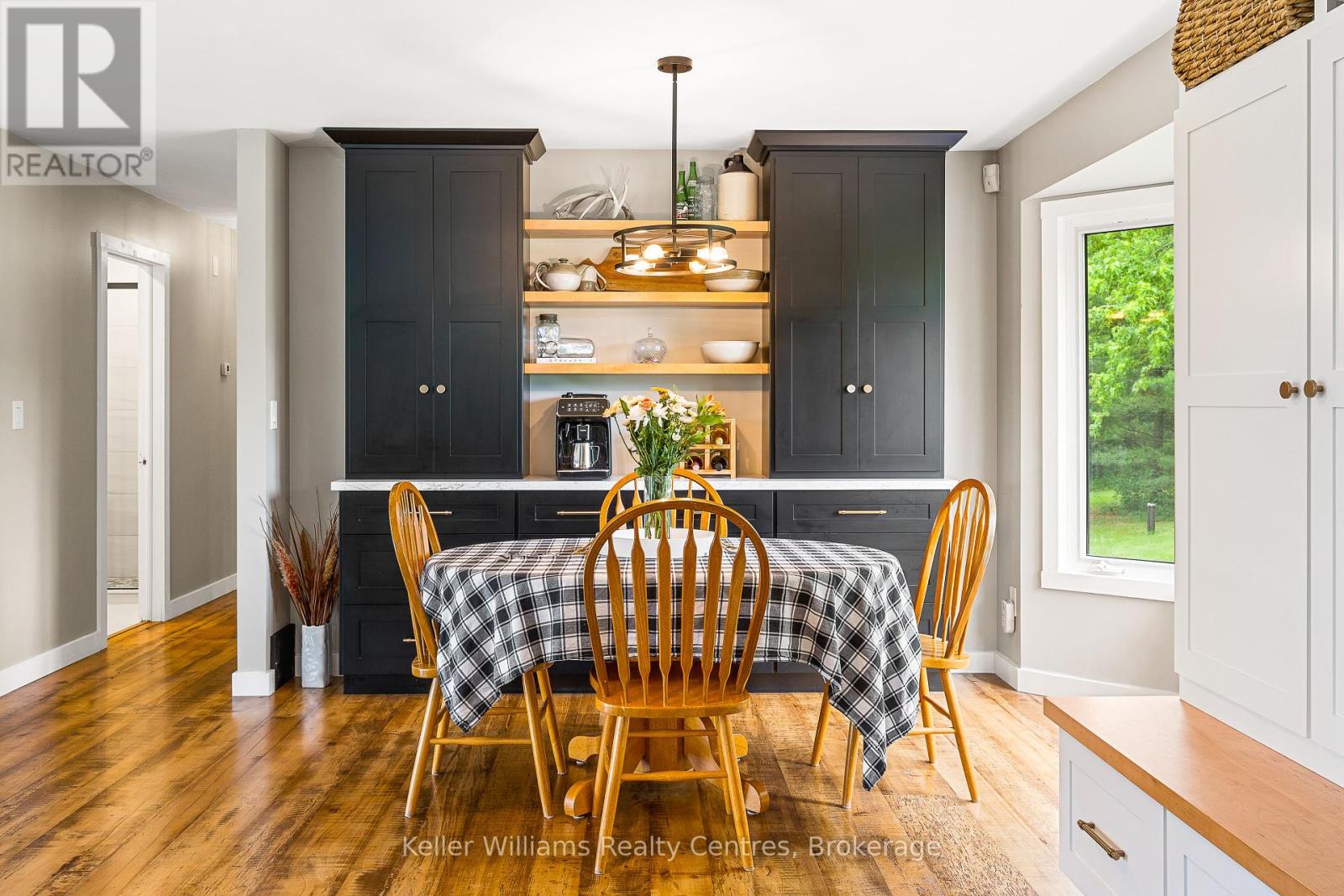 210182 Burgess Side Road, Georgian Bluffs, Ontario  N0H 1S0 - Photo 8 - X12010574