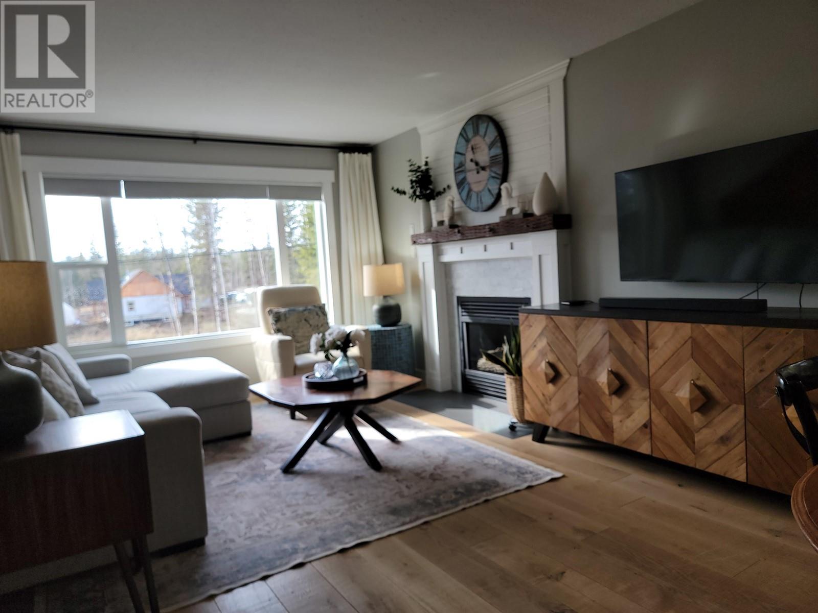 Property at 548 RACING ROAD image 5