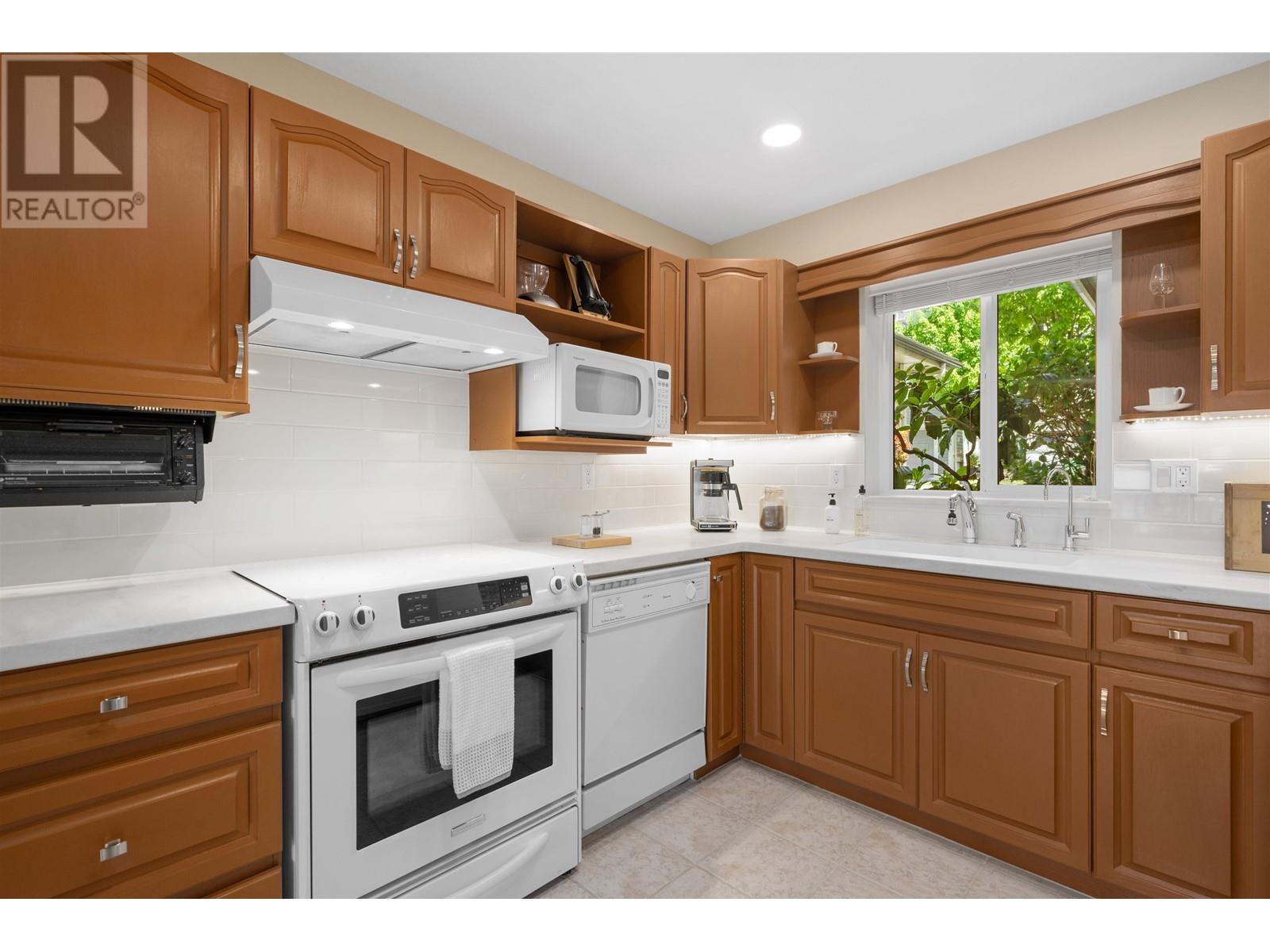 24 181 Ravine Drive, Port Moody, British Columbia  V3H 4T3 - Photo 12 - R2985130