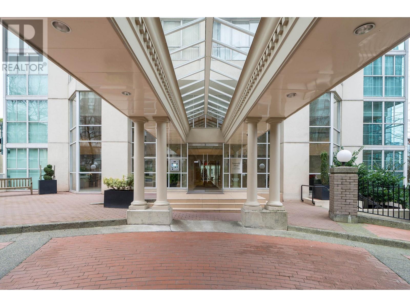 903 717 Jervis Street, Vancouver, British Columbia  V6E 4L5 - Photo 3 - R2985401