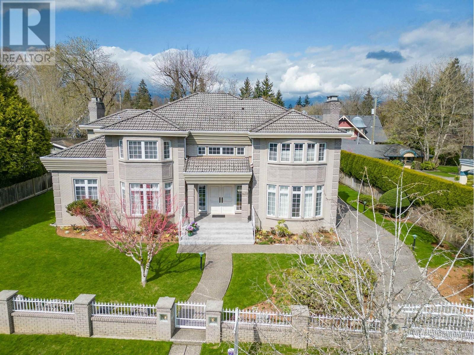 Property at 1437 CONNAUGHT DRIVE image 1