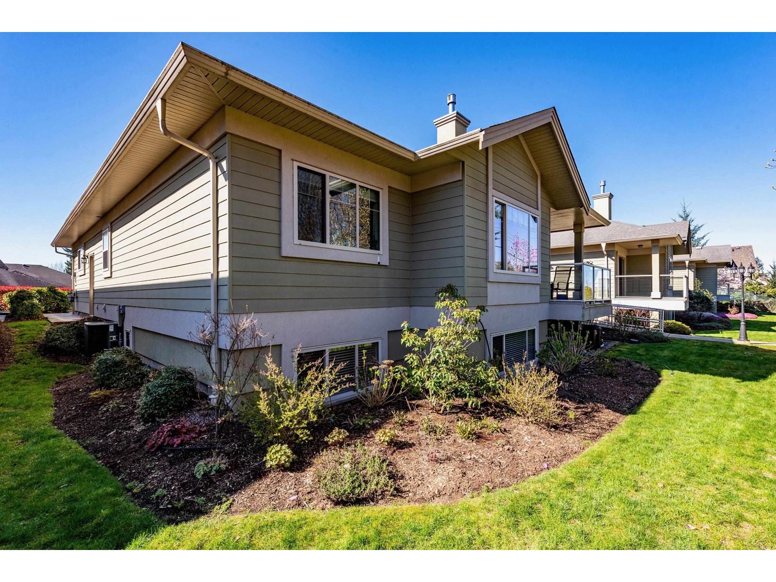 Property at 14 34159 FRASER STREET image 4