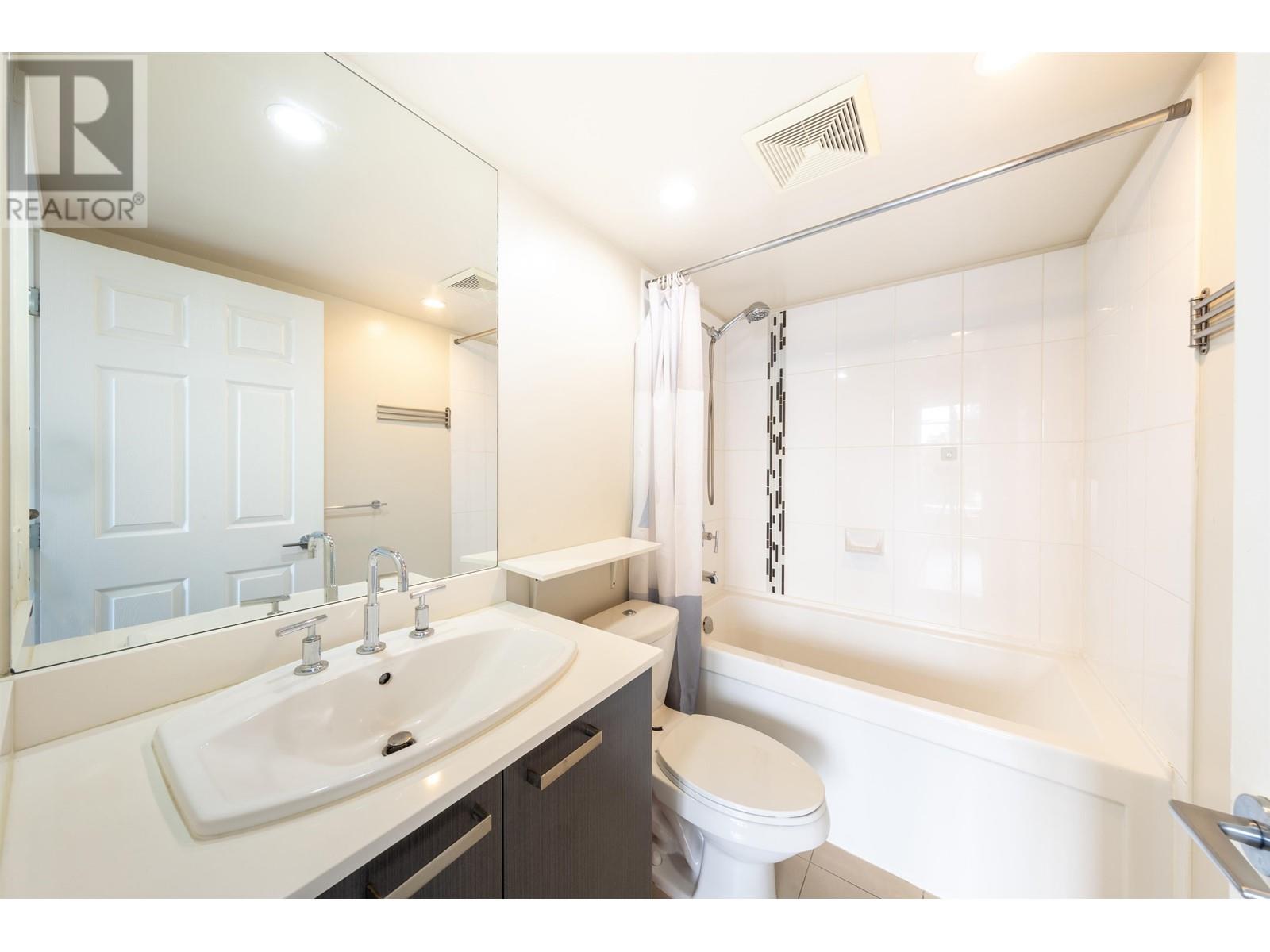 202 6688 Arcola Street, Burnaby, British Columbia  V5E 0B3 - Photo 23 - R2985833