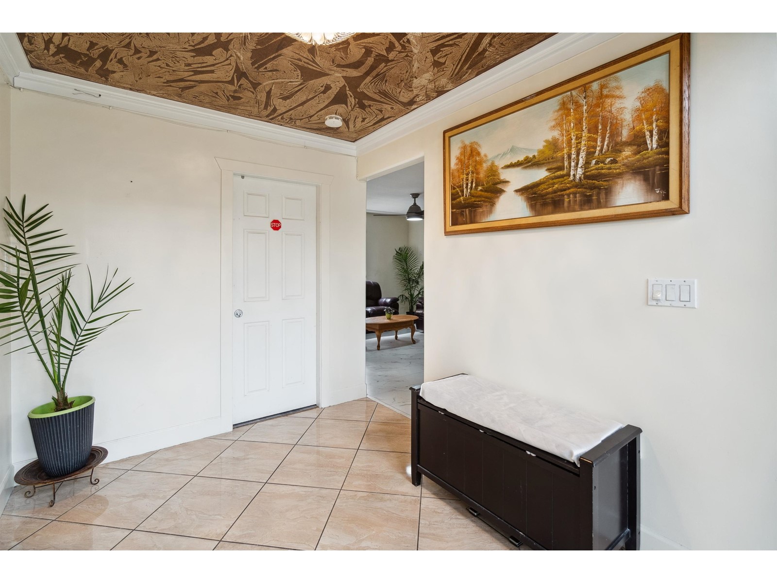 13406 63 Avenue, Surrey, British Columbia  V3X 1J8 - Photo 4 - R2985895