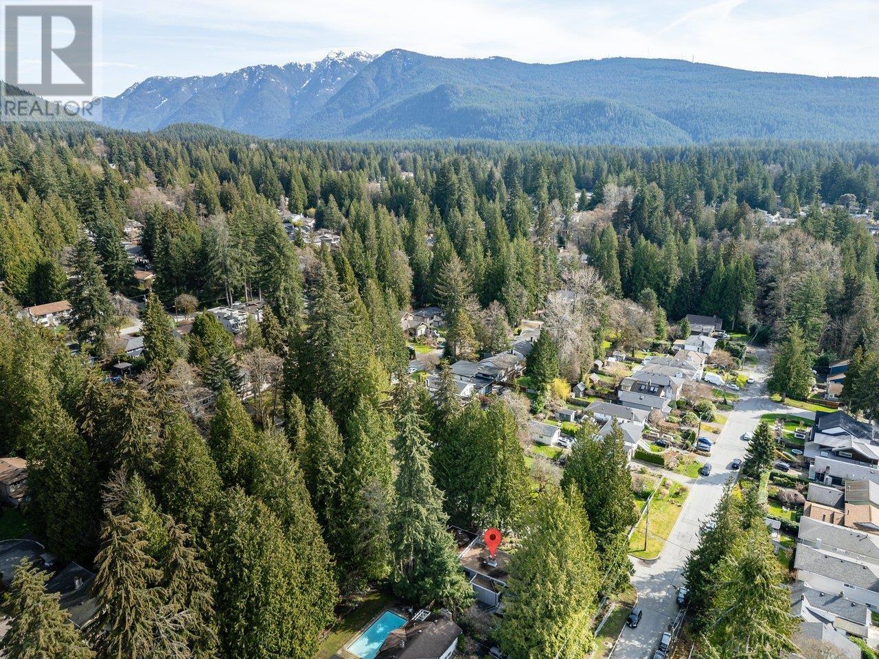 3821 Symonds Road, North Vancouver, British Columbia  V7K 2L7 - Photo 38 - R2984605