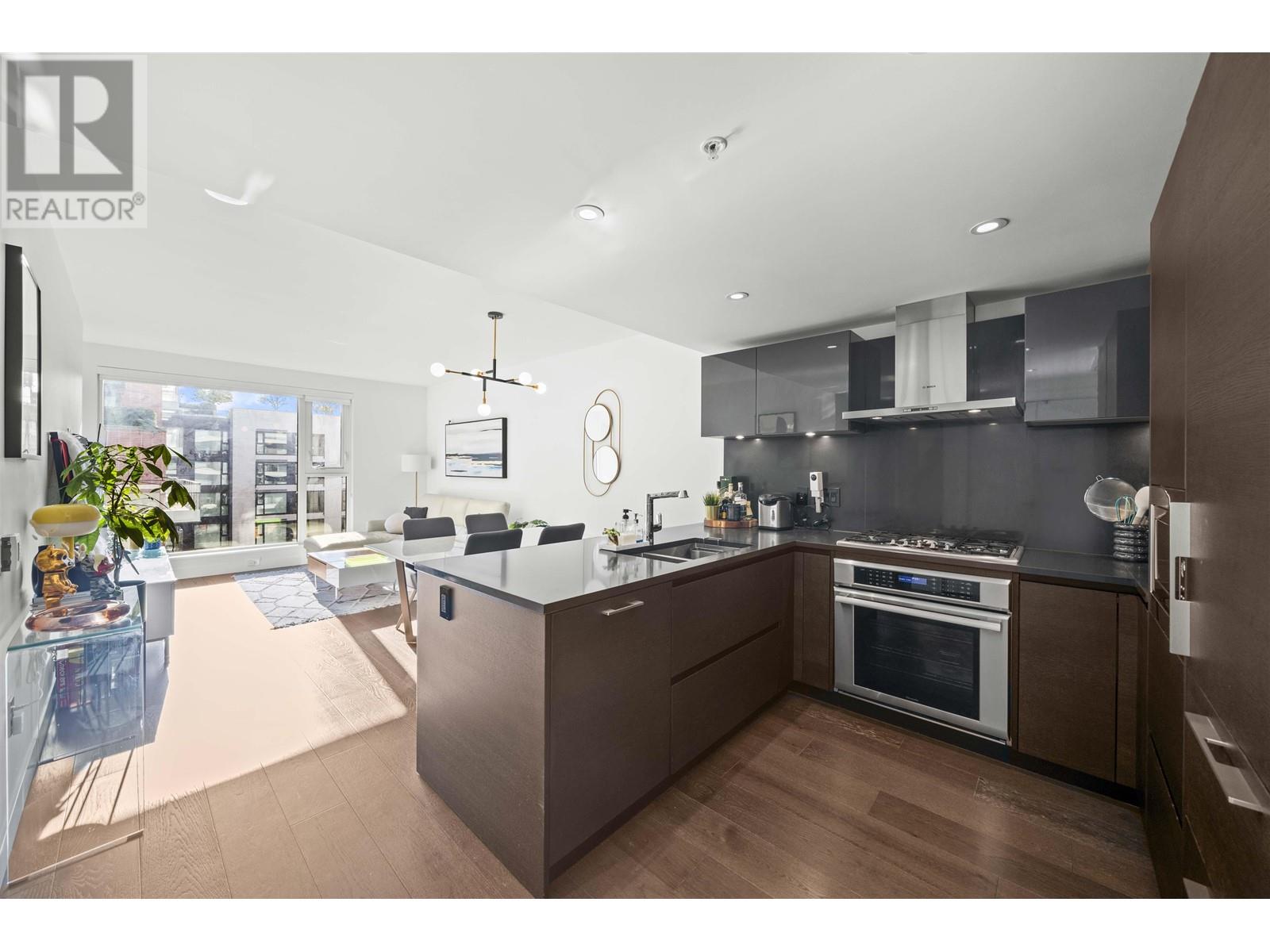 Property at 612 7228 ADERA STREET image 3