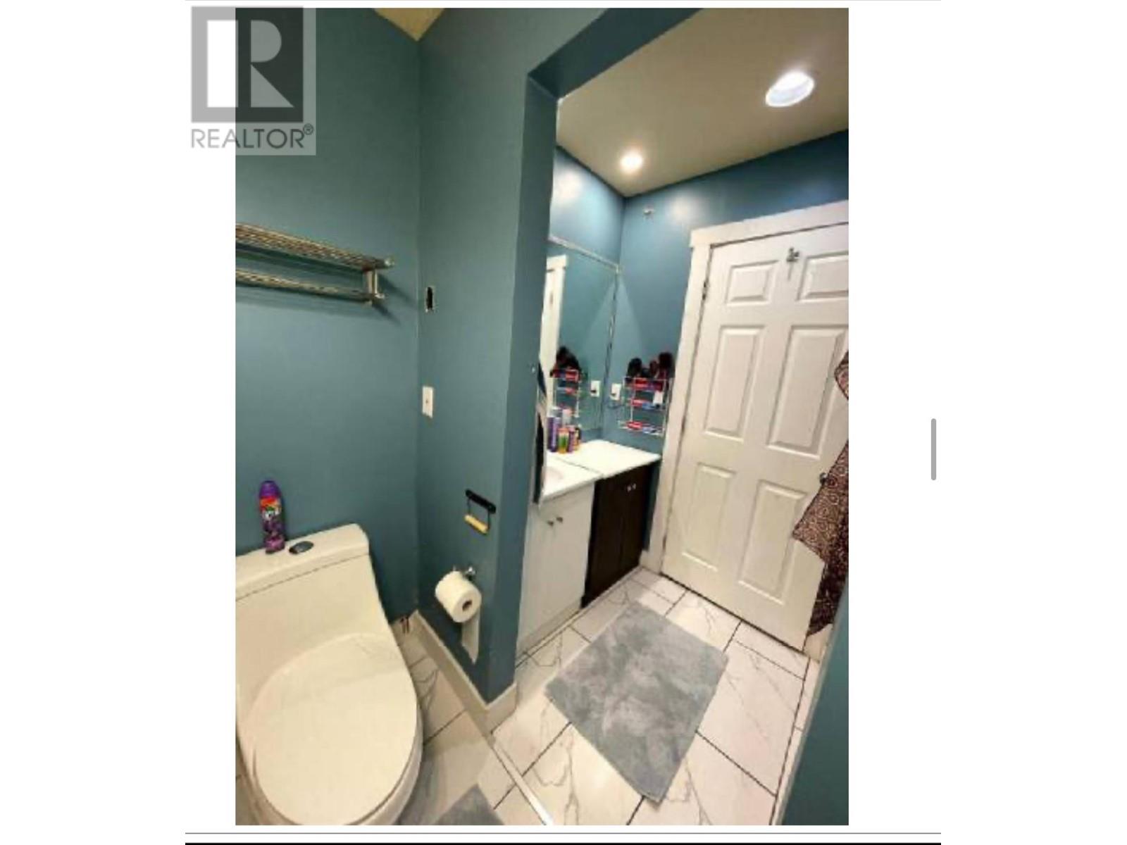 2669 Vanness Avenue, Vancouver, British Columbia  V5R 2R3 - Photo 10 - R2948075