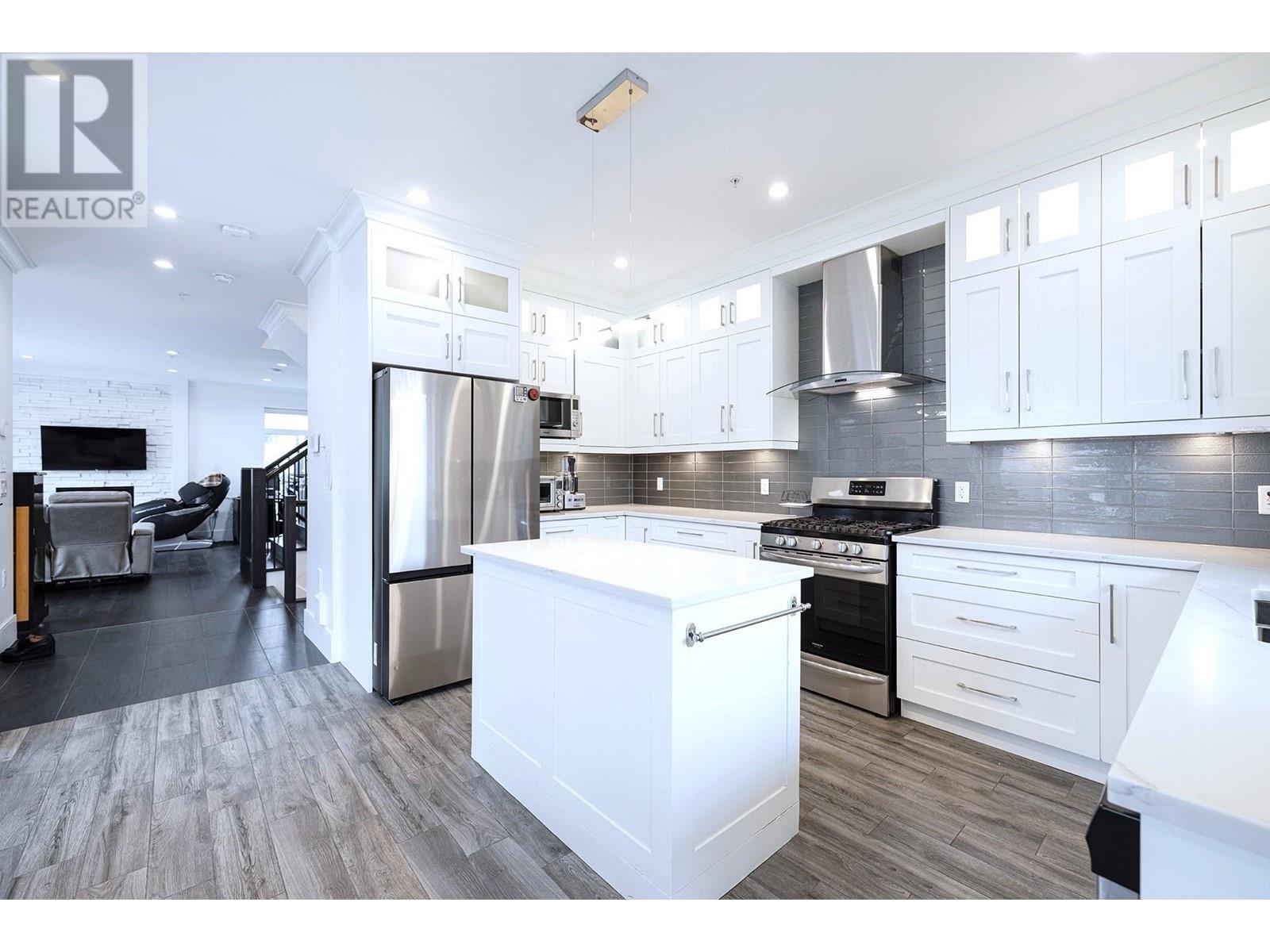 4375 Sidney Street, Vancouver, British Columbia  V5N 5S6 - Photo 13 - R2985013