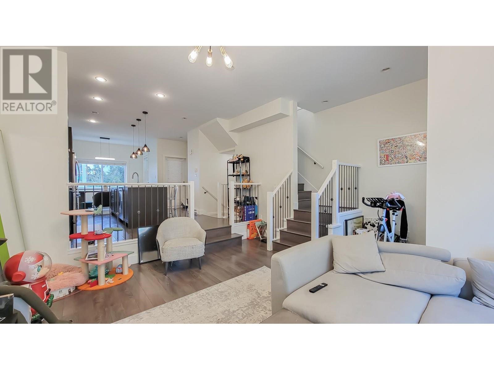 102 8080 Blundell Road, Richmond, British Columbia  V6Y 1J8 - Photo 7 - R2985489