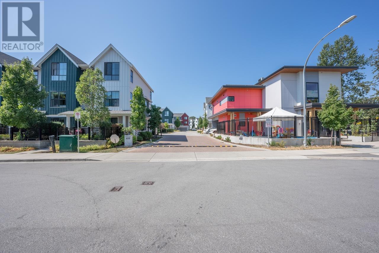 56 488 Furness Street, New Westminster, British Columbia  V3M 5B3 - Photo 9 - R2985281