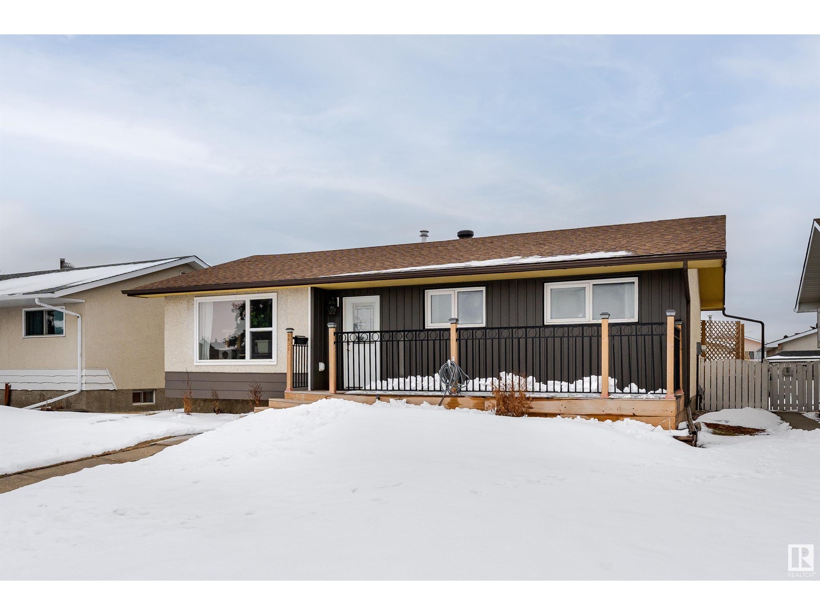 Property at 8831 140 AV NW image 2