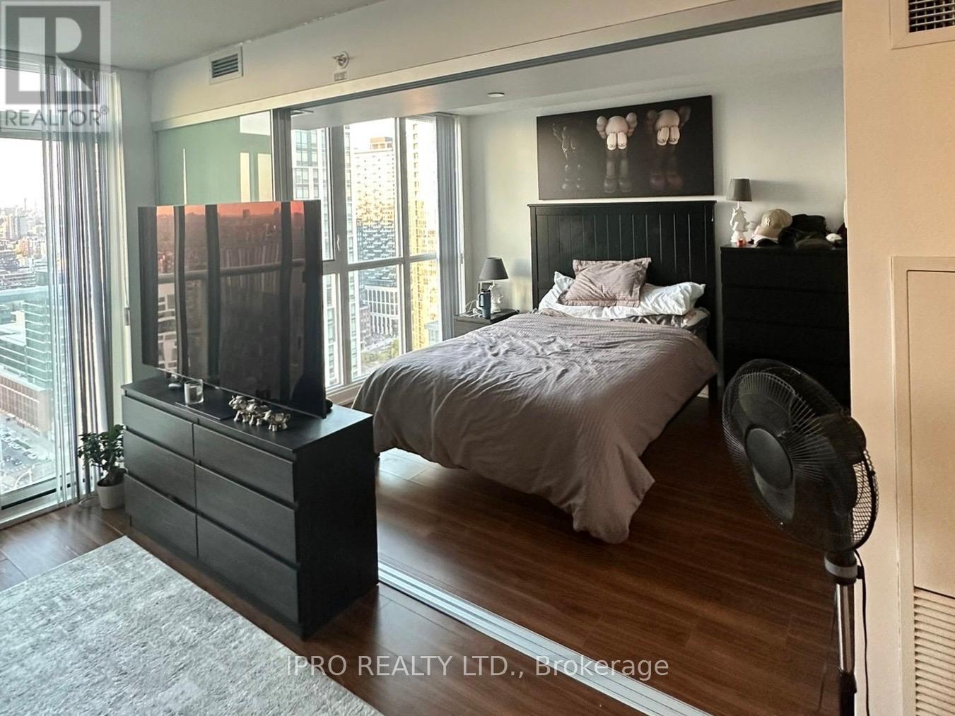 4109 - 85 Queens Wharf Road, Toronto, Ontario  M5V 0J9 - Photo 8 - C12061328