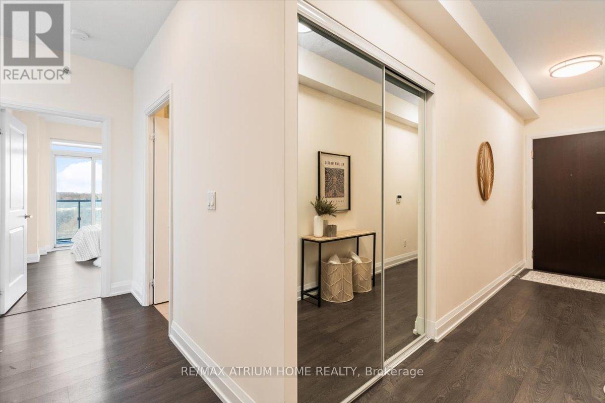 Property at 1111 - 65 SPEERS ROAD image 4