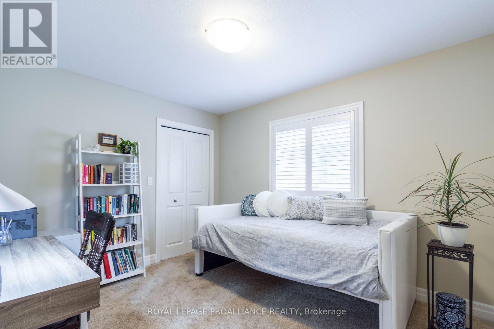 47 Tessa Boulevard, Belleville, Ontario  K8N 0B4 - Photo 18 - X12061391