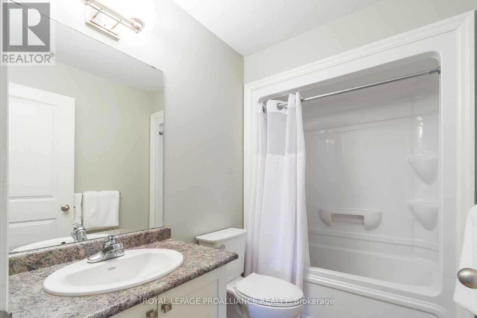 47 Tessa Boulevard, Belleville, Ontario  K8N 0B4 - Photo 19 - X12061391