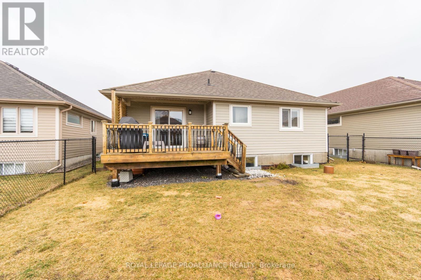 47 Tessa Boulevard, Belleville, Ontario  K8N 0B4 - Photo 26 - X12061391