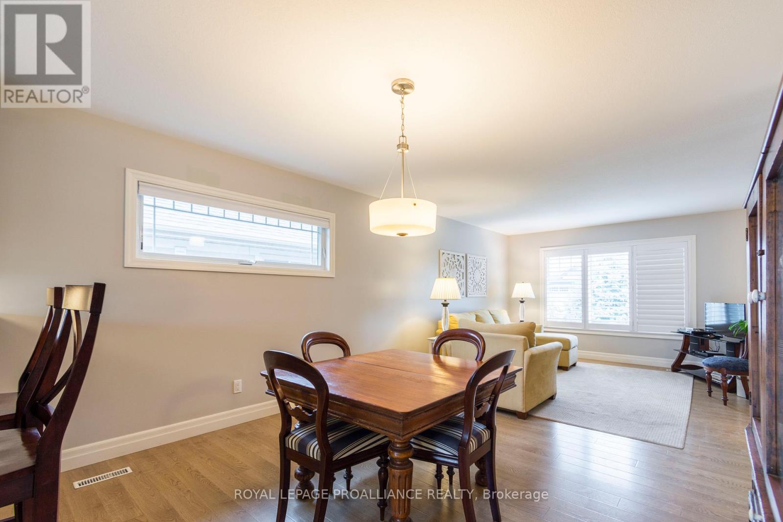 47 Tessa Boulevard, Belleville, Ontario  K8N 0B4 - Photo 9 - X12061391