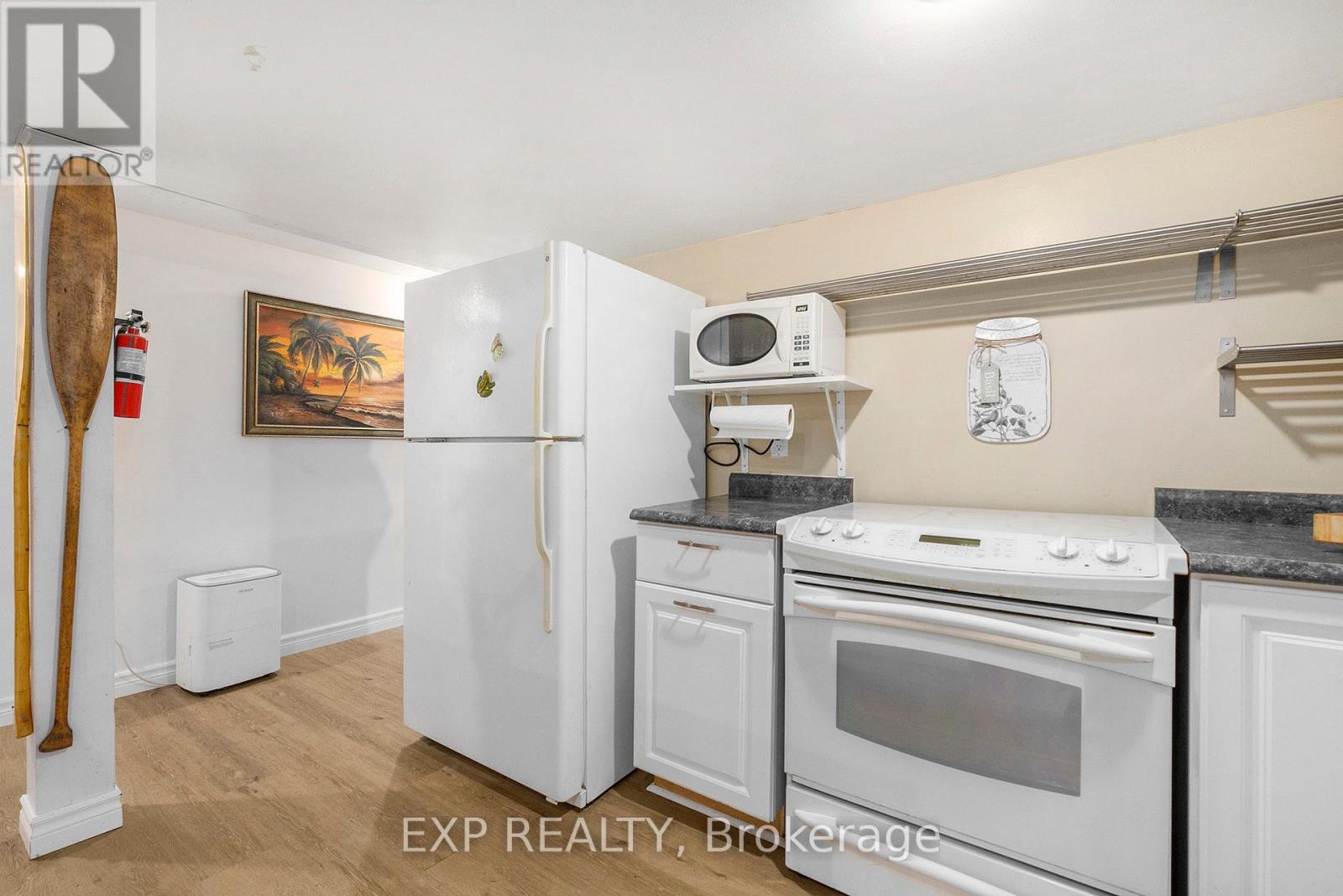 1465 Queensdale Avenue, Ottawa, Ontario  K1T 1J2 - Photo 22 - X12061387