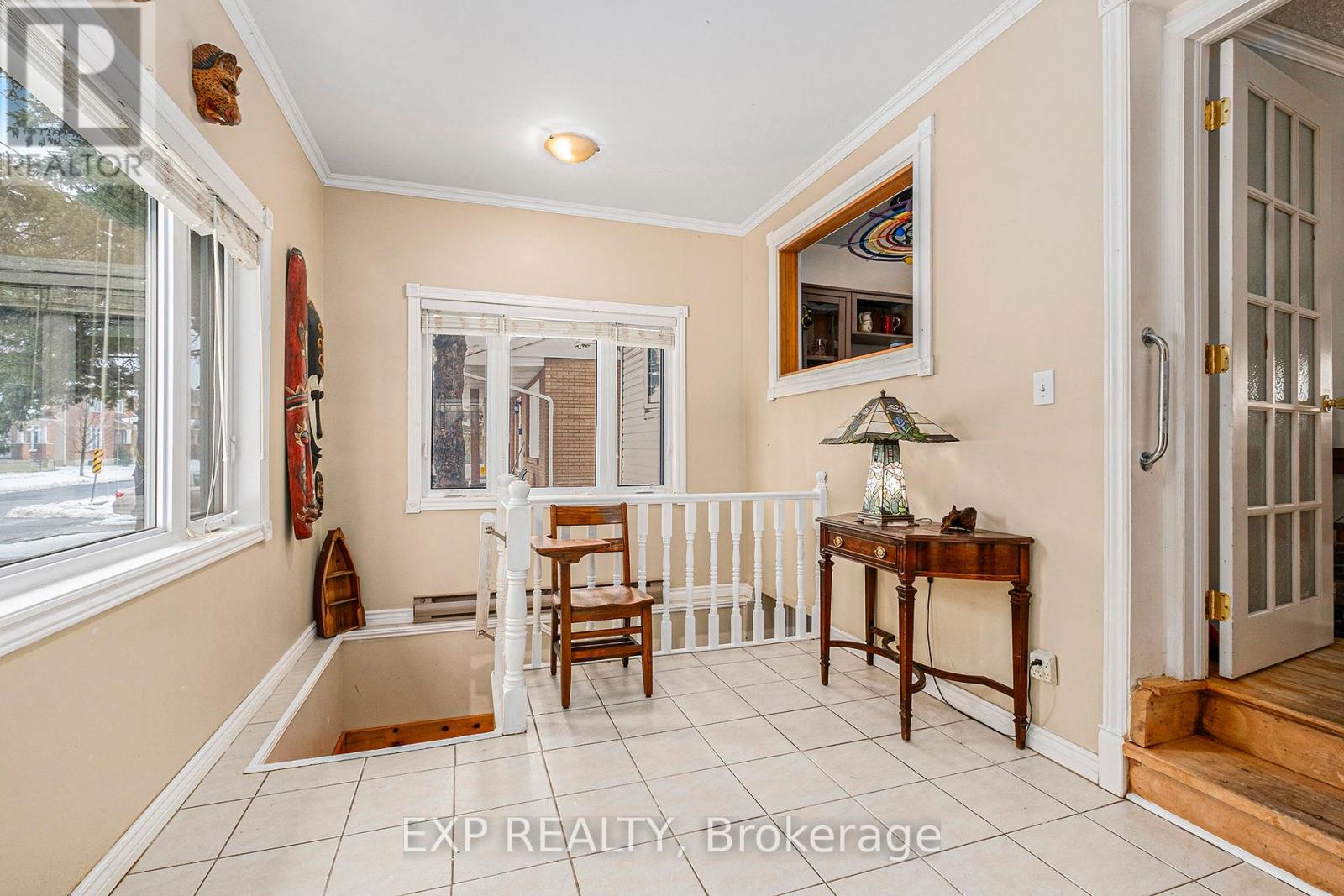Property at 1465 QUEENSDALE AVENUE image 5