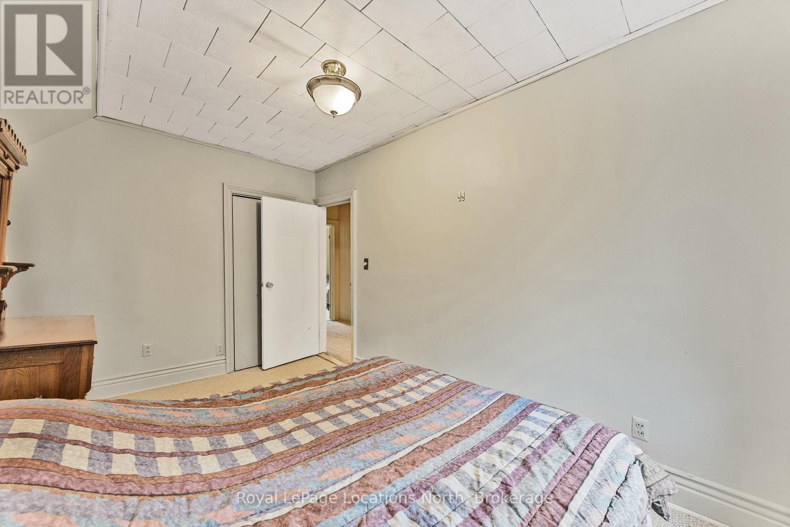 163 Henry Street, Meaford, Ontario  N4L 1E1 - Photo 22 - X12061389
