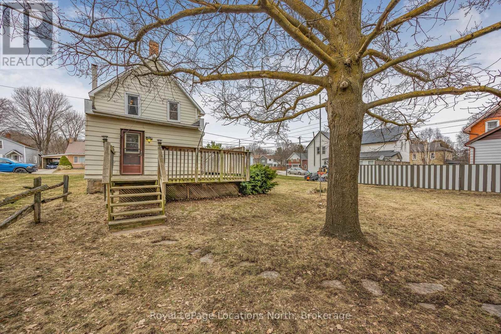 163 Henry Street, Meaford, Ontario  N4L 1E1 - Photo 30 - X12061389