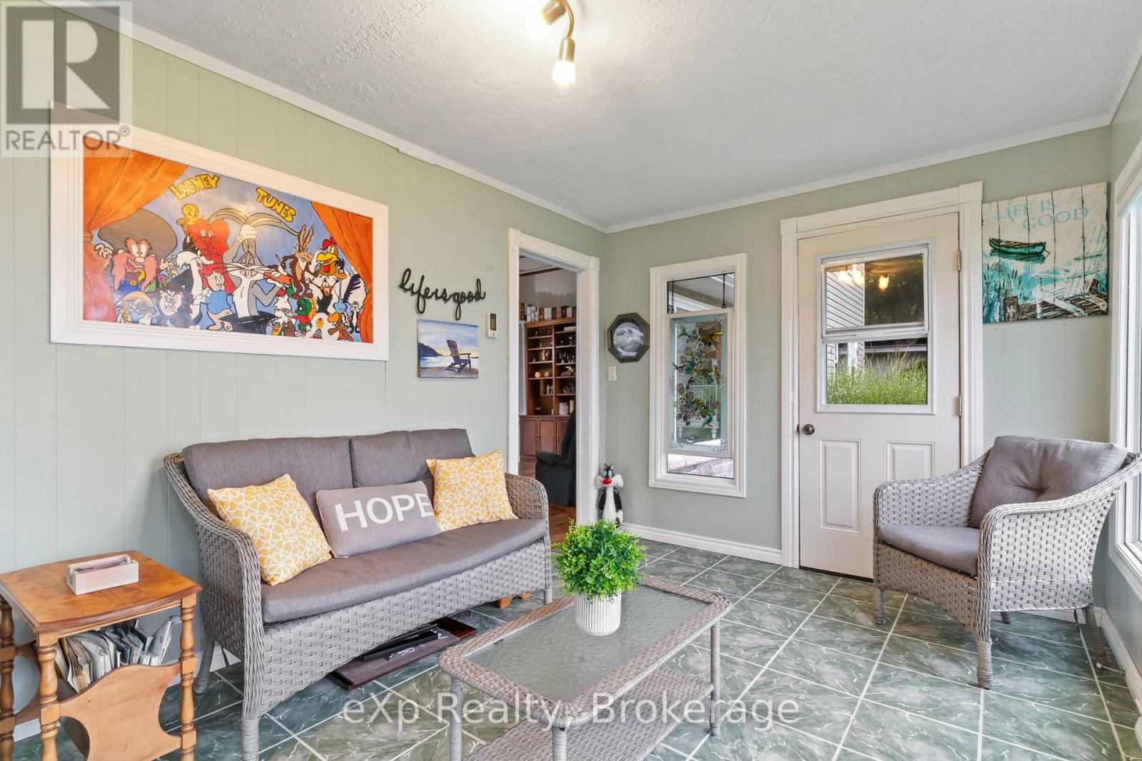 47 Water Street, Northern Bruce Peninsula, Ontario  N0H 2T0 - Photo 15 - X12061392