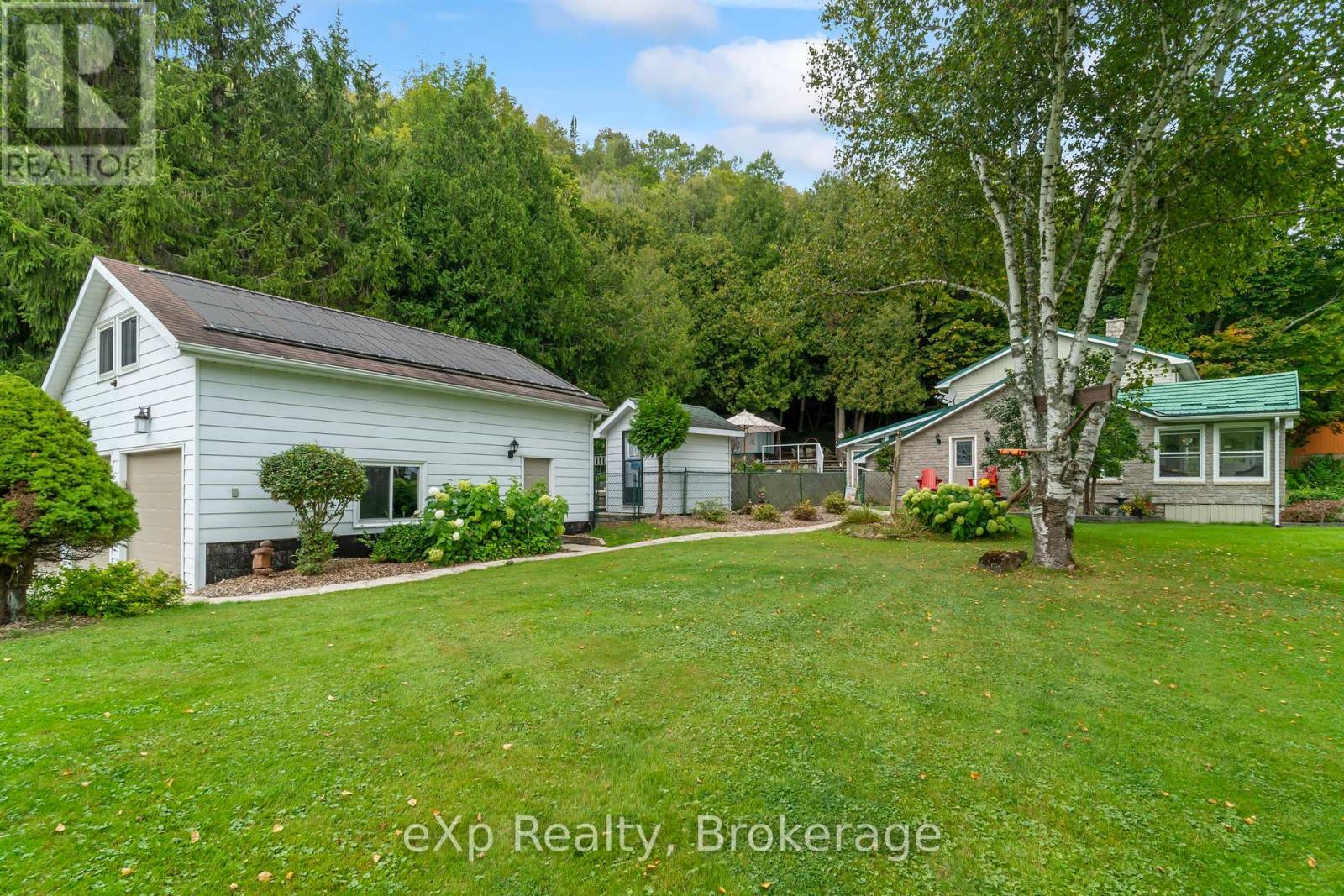 47 Water Street, Northern Bruce Peninsula, Ontario  N0H 2T0 - Photo 40 - X12061392