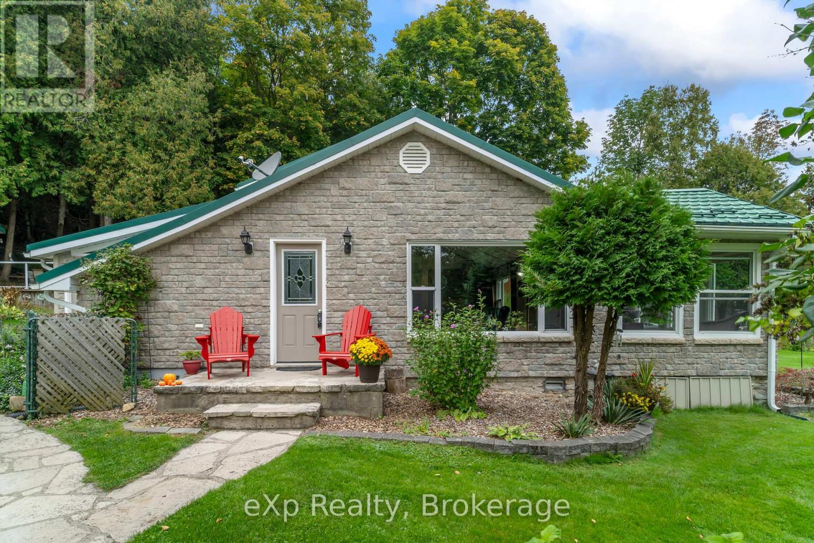 47 Water Street, Northern Bruce Peninsula, Ontario  N0H 2T0 - Photo 46 - X12061392