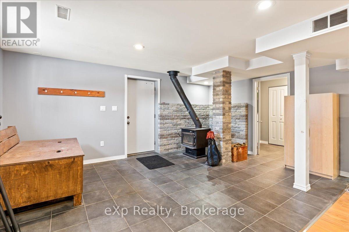 397 Purple Valley Road, South Bruce Peninsula, Ontario  N0H 2T0 - Photo 25 - X12061395