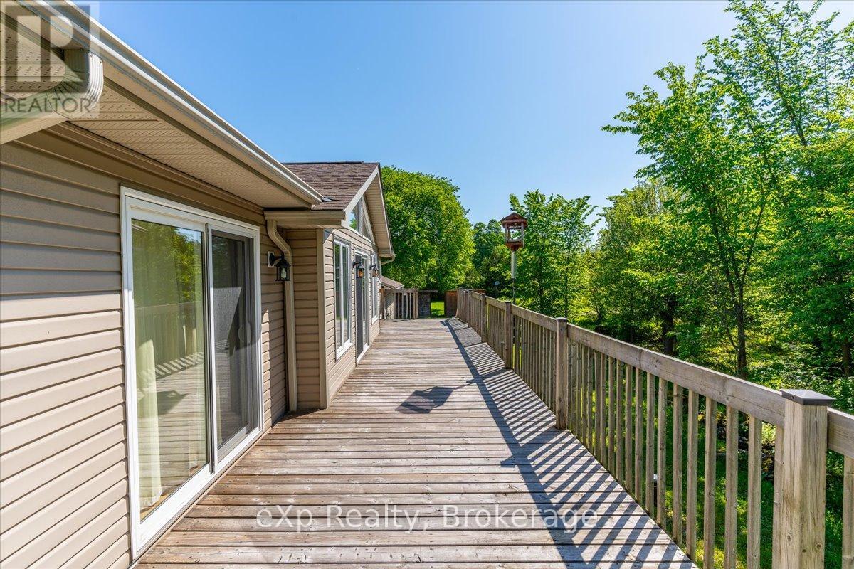 397 Purple Valley Road, South Bruce Peninsula, Ontario  N0H 2T0 - Photo 5 - X12061395
