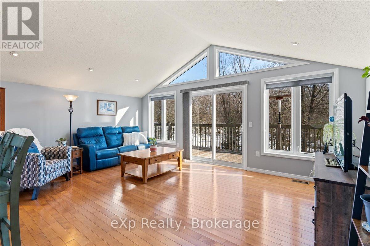 397 Purple Valley Road, South Bruce Peninsula, Ontario  N0H 2T0 - Photo 6 - X12061395