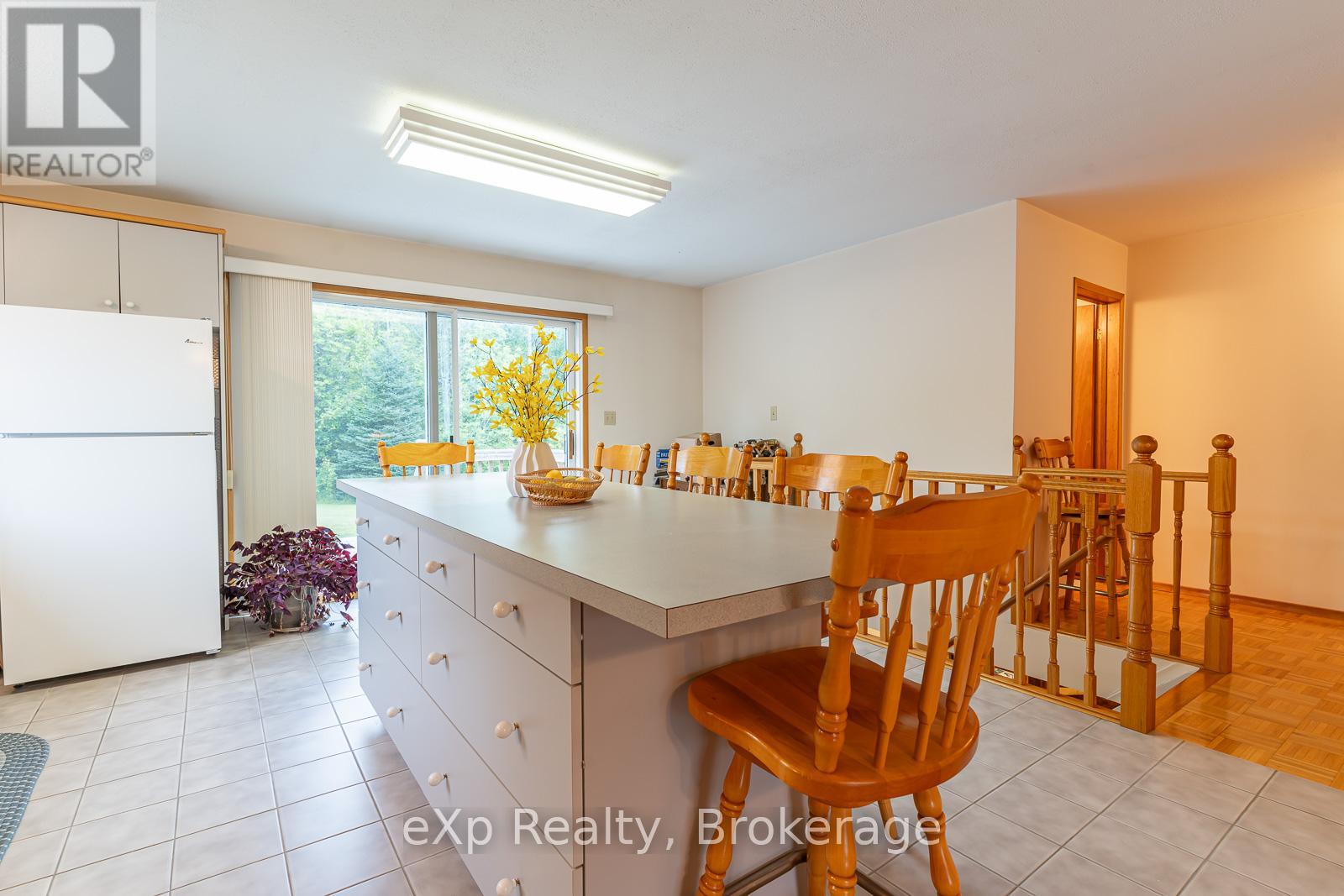 27 Bell Drive, Northern Bruce Peninsula, Ontario  N0H 1X0 - Photo 15 - X12061396