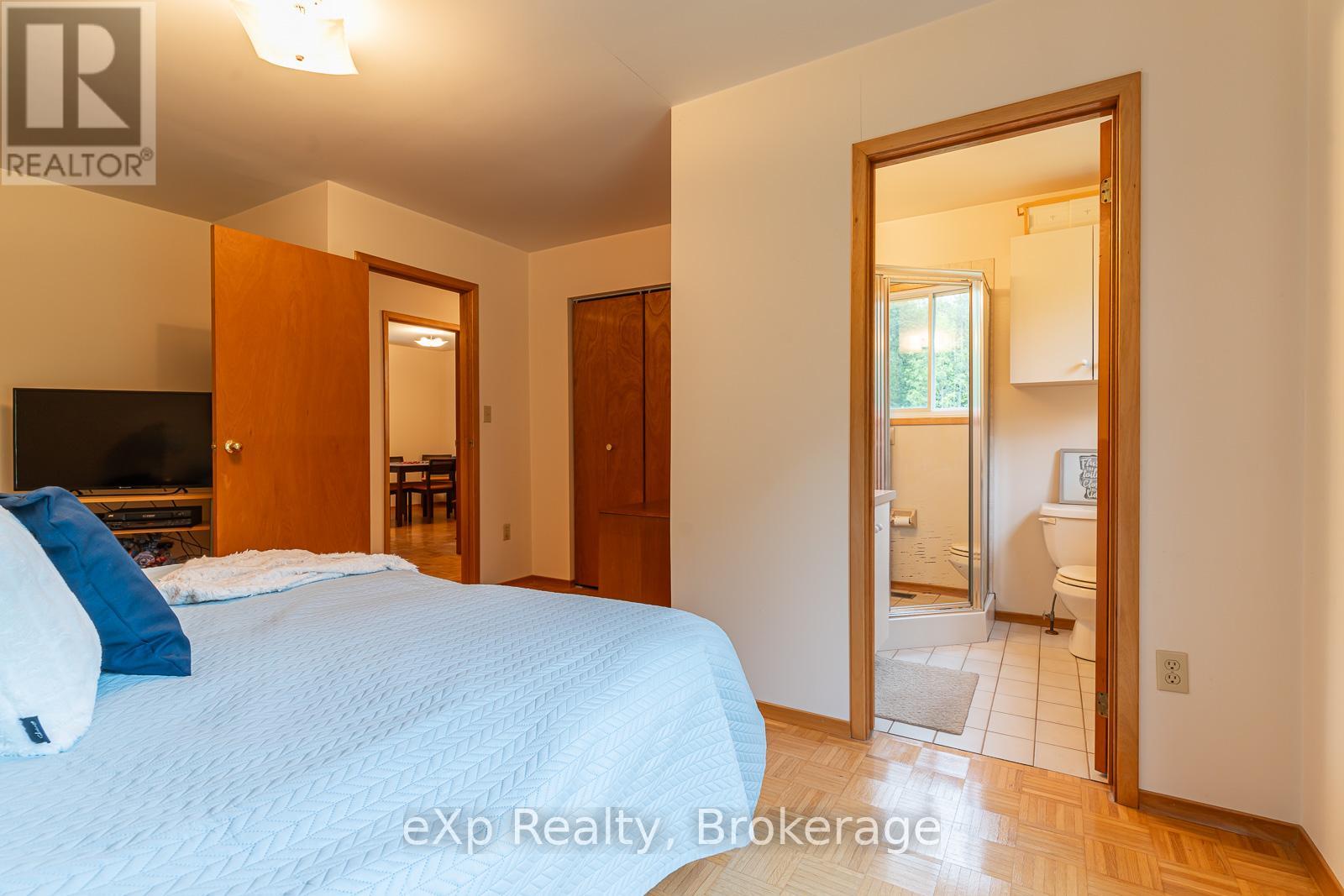 27 Bell Drive, Northern Bruce Peninsula, Ontario  N0H 1X0 - Photo 21 - X12061396