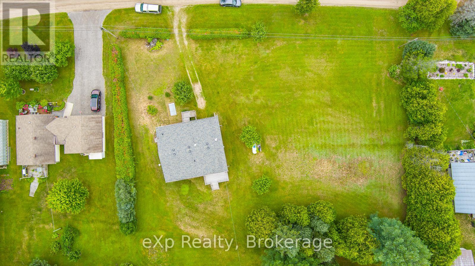 27 Bell Drive, Northern Bruce Peninsula, Ontario  N0H 1X0 - Photo 40 - X12061396