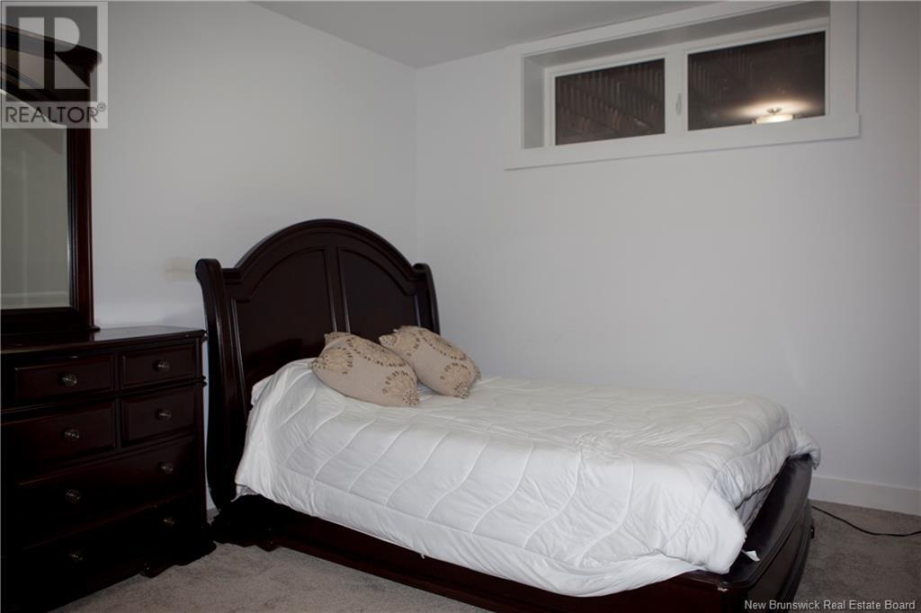 44 Bicentennial Drive, Woodstock, New Brunswick  E7M 6A7 - Photo 41 - NB115571