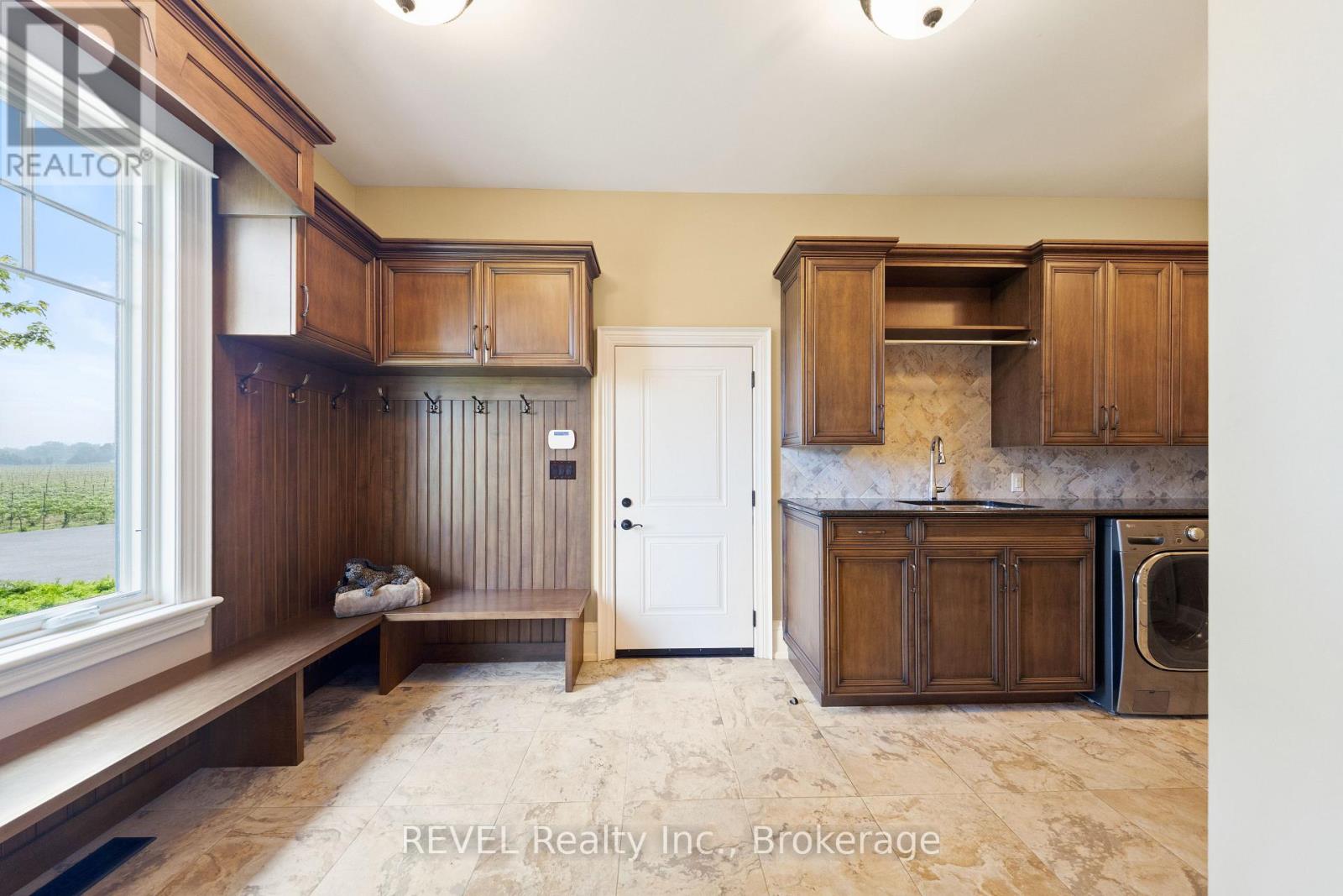 1234 Lakeshore Road N, Niagara-On-The-Lake (Lakeshore), Ontario  L0S 1J0 - Photo 29 - X12061419