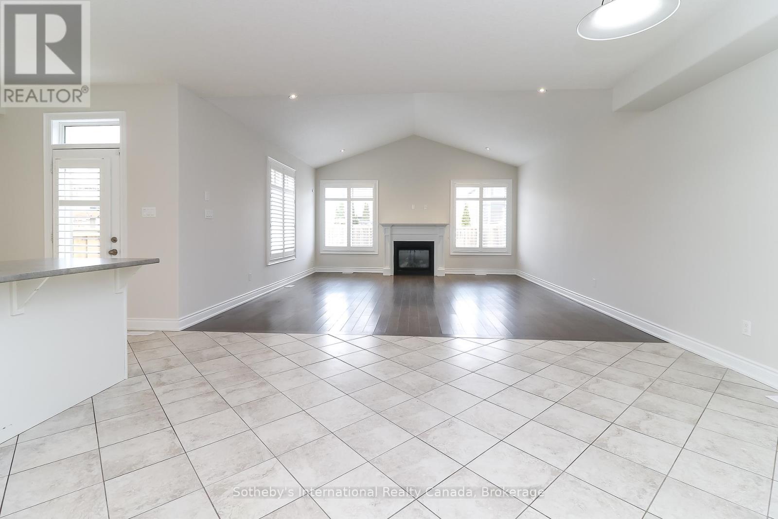 75 Garbutt Crescent, Collingwood, Ontario  L9Y 0H7 - Photo 9 - S12061427