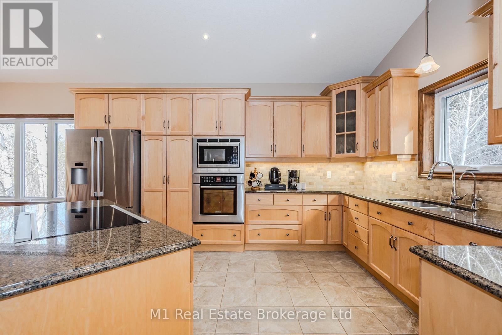 19 - 15 Valley Road, Guelph, Ontario  N1L 0H3 - Photo 20 - X12061425