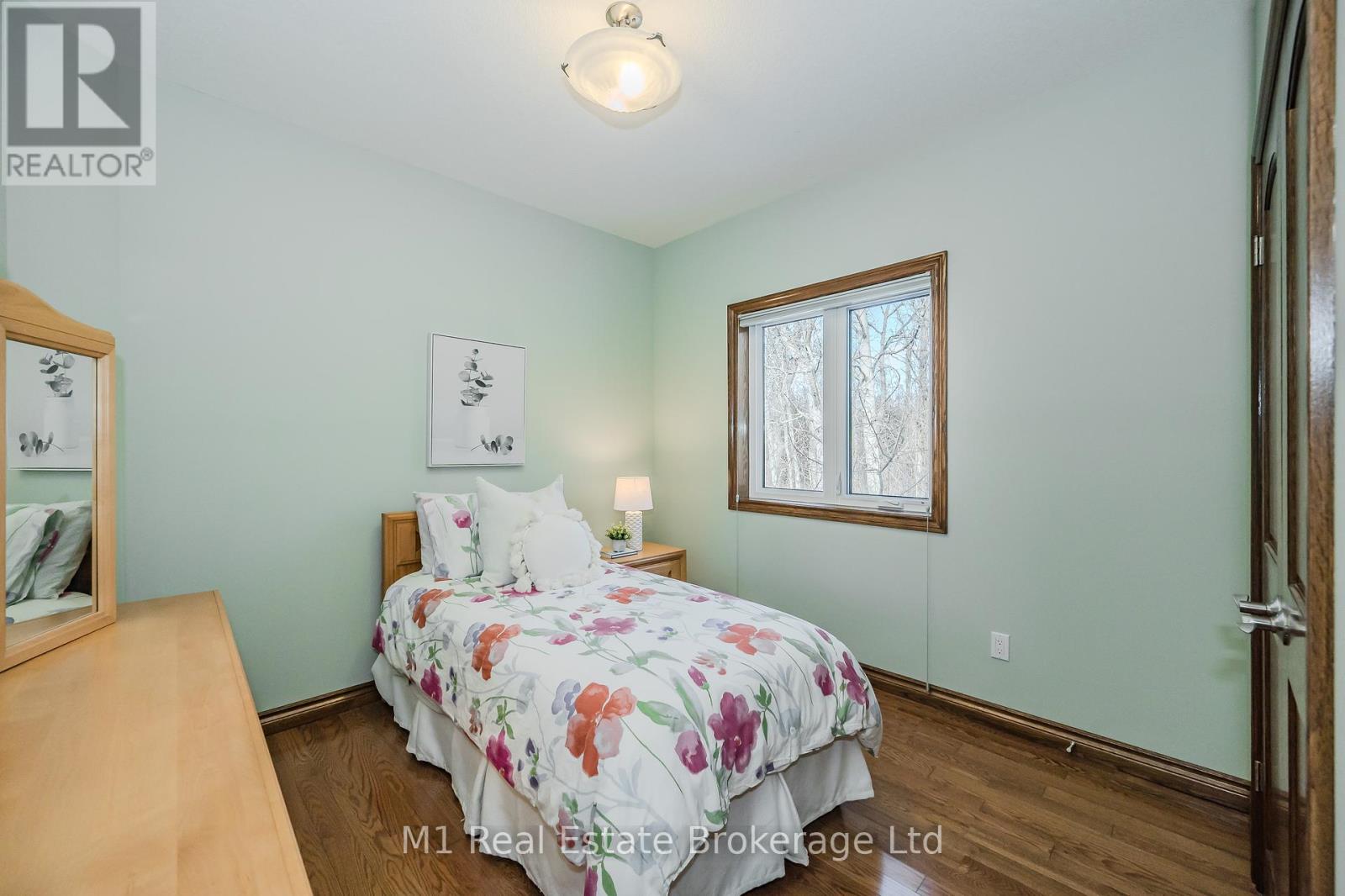 19 - 15 Valley Road, Guelph, Ontario  N1L 0H3 - Photo 30 - X12061425