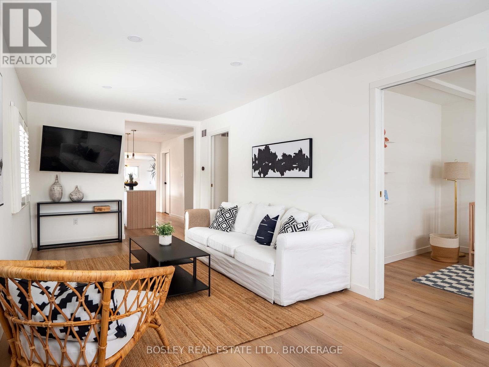Property at 9 SHELLEY AVENUE image 4