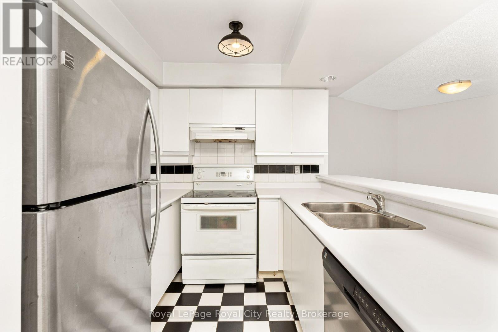 801 - 801 King Street W, Toronto, Ontario  M5V 3C9 - Photo 11 - C12042913