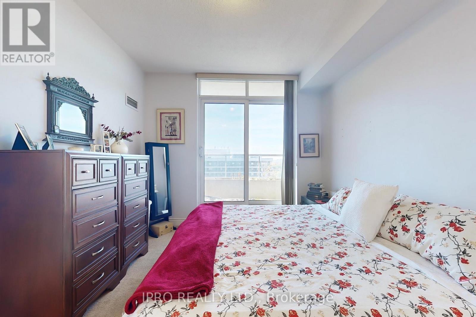 1804 - 70 High Park Avenue, Toronto, Ontario  M6P 1A1 - Photo 18 - W12053755